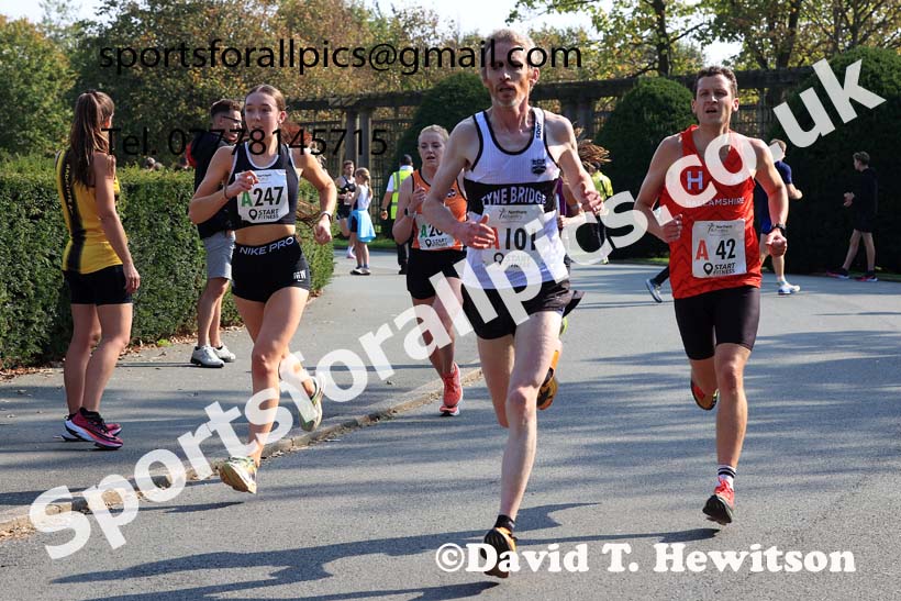 Mens 6 Stage Relay, 2024 Northern Mens 6 and Womens 4 and Youngsters Relays, Stanley Park, Blackpool.  Photo: David T. Hewitson/Sports for All Pics